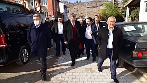 Özkaya, Afyonkarahisar ve Çay ilçesinde bir dizi ziyaretler gerçekleştirdi.