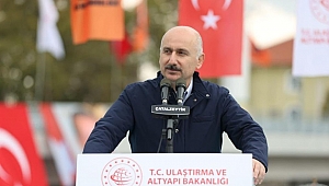 ULAŞTIRMA BAKANI KARAİSMAİLOĞLU: 80 GÜNDE TAMAMLANAN AYANCIK TERMİNAL KÖPRÜSÜ YARIN AÇILIYOR