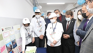 Başkan Sarı, TUBİTAK 4006 Bilim Fuarı açılışına katıldı