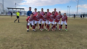 Dinar Belediye Spor zorlu deplasman maçından 1 puanla döndü 