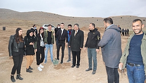 Emirdağ Gençlik Meclisi Üyeleri Yeşil Mirasa Katkı Sağladı