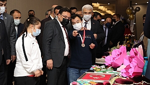 “En Büyük Engel Anlayışsızlık, Hoşgörüsüzlük ve Empatiden Yoksun Olmaktır”