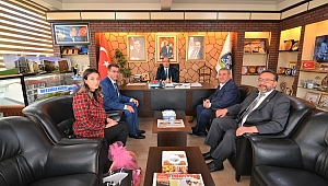 ISPARTA MUHTARLER DERNEĞİNDEN BAŞKAN ÇÖL’E ZİYARET