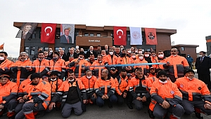 ULAŞTIRMA BAKANI KARAİSMAİLOĞLU: KARLA MÜCADELE 13 BİN PERSONELLE YÜRÜTÜLÜYOR