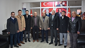 Yeşilay, Milliyetçi Hareket Partisi İl Başkanı Mehmet Kocacan’ı ziyaret etti.