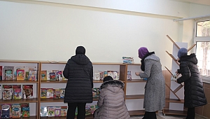 AK GENÇLER GÜNEY’DE İKİ AYRI KÜTÜPHANE OLUŞTURDU