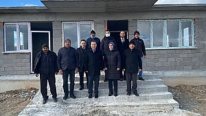 KÖY KONAĞI İNŞAATINA YERİNDE İNCELEME..