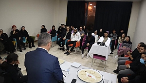 Koyuncu, Emirdağ Belediyesi Gençlik Meclisi Üyeleriyle Bir Araya Geldi