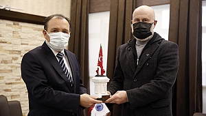 Kütahya Güzel Sanatlar Derneğinden Rektör Karakaş’a Ziyaret