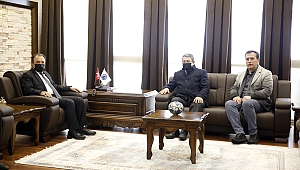 Madeni Sanatkârlar Esnaf Odası Üyelerinden Rektör Karakaş’a Ziyaret