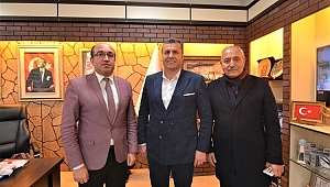 MESİAD BAŞKANI YUSUF GECÜ’DEN BAŞKAN ÇÖL’E ZİYARET..