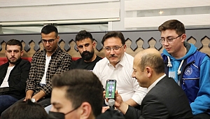 VALİ GÖKMEN ÇİÇEK'DEN GENÇLİĞE ZİYARET..