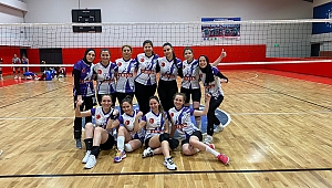 Afyonkarahisar Barosu Kadın Voleybol Takımı iddialı geliyor.