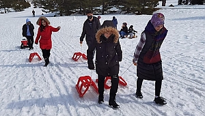  Başarılı Öğrenciler Salda Kayak Merkezine geziye götürüldü