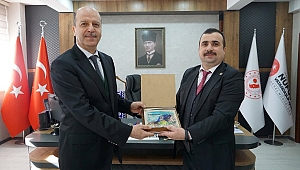 Başkan Bozkurt’tan İl Nüfus ve Vatandaşlık İşleri Müdürü Tanyeri’ye Ziyaret