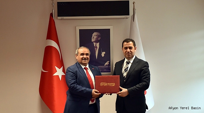 Başkan Şahin, “1.750.000 TL Değerindeki 5 Adet Semt Sahası İlçemize Hayırlı Olsun”