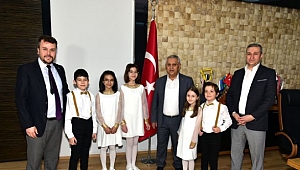 ÇOCUK KOROSUNDAN BAŞKAN ZEYBEK'E ZİYARET