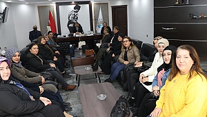 Cumhur İttifakı'nın Kadın Kollarından Başkan Sarı'ya ziyaret