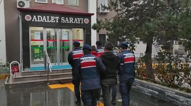 KABLO HIRSIZLARI YAKALANDI.!!