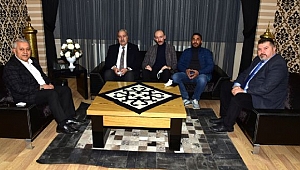  MHP´DEN ZEYBEK BAŞKAN´A ZİYARET