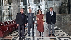  Taytak, Azerbaycan Devlet Sanatçısı Azerin’i TBMM’de misafir etti. 