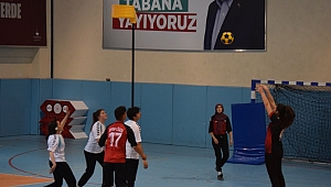 AFYON'DA İLK KEZ KORFBOL OYNANDI