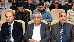 Afyonkarahisar Belediye Başkanı Zeybek, AKÜ Öğrencileri İle Buluştu