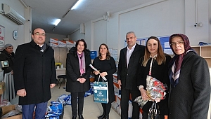 BAŞKAN MUSTAFA ÇÖL DÜNYA KADINLAR GÜNÜNÜ KUTLADI