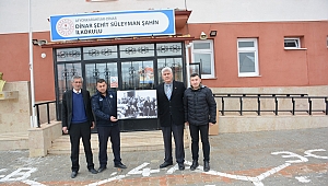 Başkan Sarı’dan 12 Mart için Anlamlı Hediye