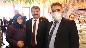 Başkan Sarı, Kadın Kültür Kafe ve Marketin açılışına katıldı 