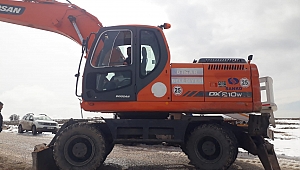 Dinar Belediyesi, Osmangazi Elektrik Dağıtım A.Ş'ye iş makinesi desteğine devam ediyor