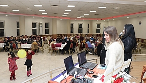  Dinarlı Kadınlarımızın günü coşkuyla kutlandı