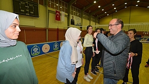 EVİNİN SULTANLARI VOLEYBOL TURNUVASI SONA ERDİ