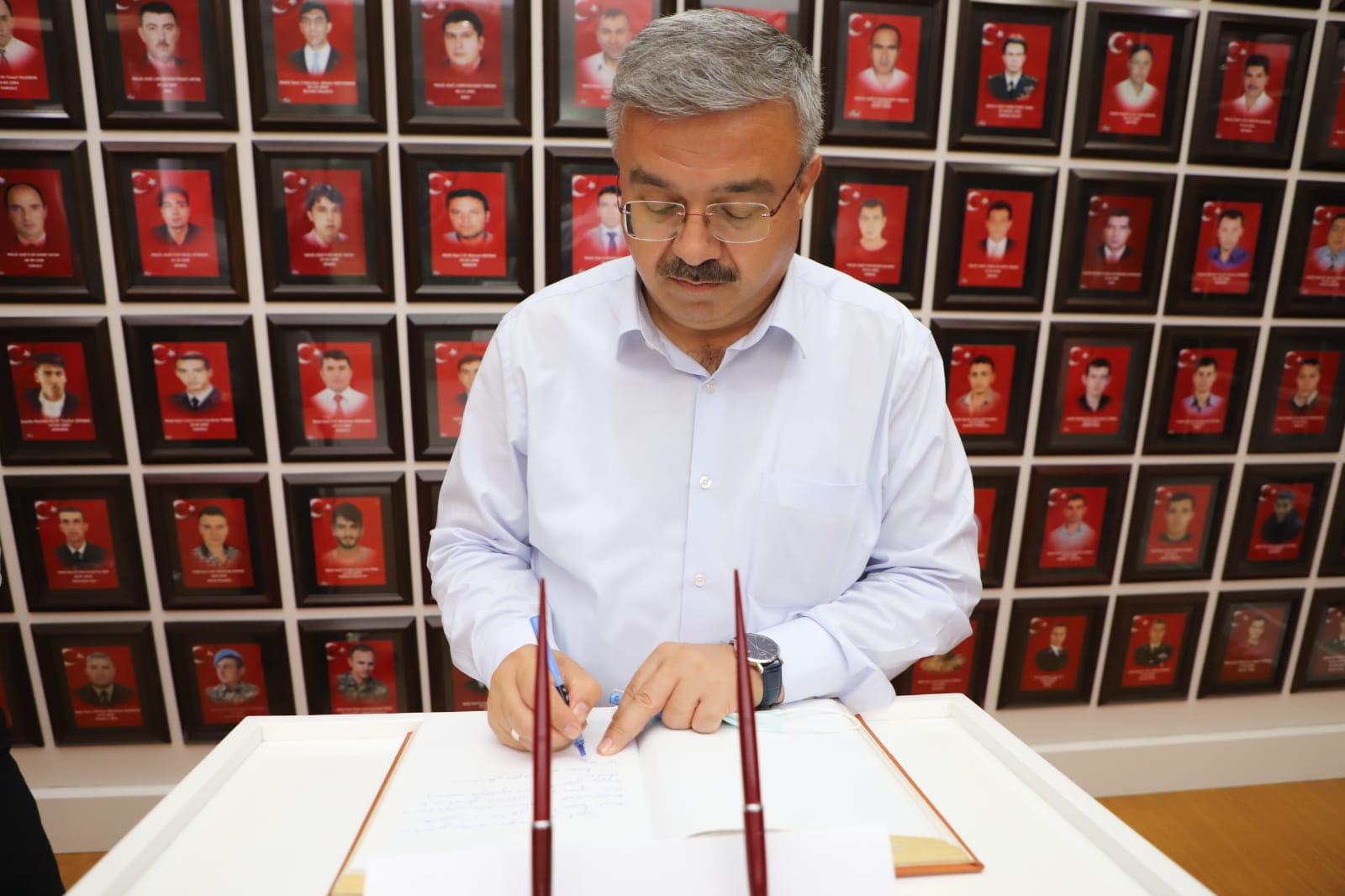 İbrahim Yurdunuseven'in 12 Mart İstiklal Marşı'nın Kabulü Mesajı