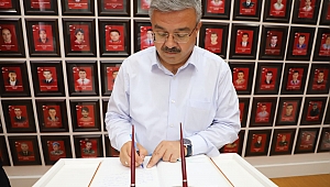 İbrahim Yurdunuseven'in 12 Mart İstiklal Marşı'nın Kabulü Mesajı