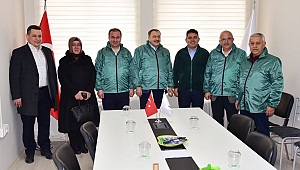 İlk gönüllü Başkan Karadeniz oldu