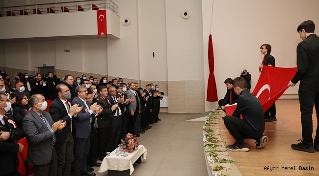 İstiklâl Marşı’mızın Kabulünün 101. Yıl Dönümü Anma Programı Vali Gökmen Çiçek’in Katılımıyla Yapıldı