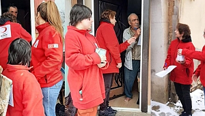 Kızılay Derneği Sandıklı İlçe Başkanlığı İhtiyaç sahiplerini yalnız bırakmadı