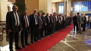 MHP'nin Belediye Başkanları kampı sona erdi