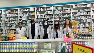 PANDEMİNİN İKİNCİ YILDÖNÜMÜNDE ECZACILAR KAYBETTİKLERİ MESLEKTAŞLARINI ANDI 