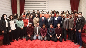 TÜRKİYE ULUSAL AJANSI BAŞKANI İLKER ASTARCI GENÇLERLE BİR ARAYA GELDİ