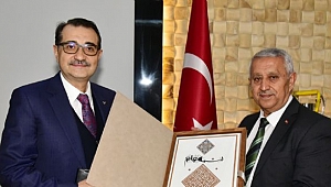 BAKAN DÖNMEZ´DEN AFYONKARAHİSAR BELEDİYESİNE ZİYARET