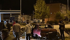  Dinar Dörtyol kavşağında 2 otomobil çarpıştı