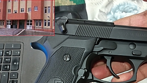 OKULA SİLAH İLE GELEN ÖĞRENCİ VELİLERİ TEDİRGİN ETTİ..!