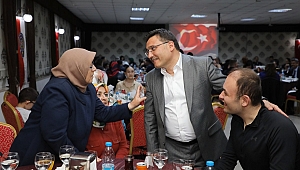 Vali Çiçek Şehit Yakınları, Gaziler ve Emniyet Mensuplarıyla İftarda Buluştu