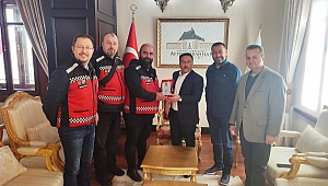 Zafer Motosiklet Kulübü Derneği’nden Vali Çiçek’e ziyaret