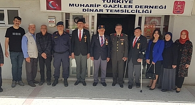  Afyon İkmal ve Garnizon Komutanı Tuğ General Osman Alp Dinar'da Şehit Ailelerini ve Gazileri Ziyaret Etti