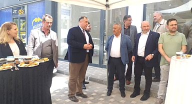 Afyonkarahisar yeni bir diş polikliniğe daha kavuştu..