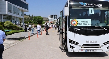 ATSO’NUN HAZIRLADIĞI BÜYÜK TAARRUZ VE BÜYÜK ZAFER’İN 100. YIL ETKİNLİK TAKVİMİ KAPSAMINDA ŞEHİTLİKLER VE KOCATEPE ZİYARET EDİLDİ