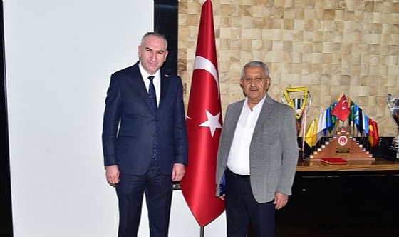 BEŞER´DEN ZEYBEK BAŞKAN´A ZİYARET